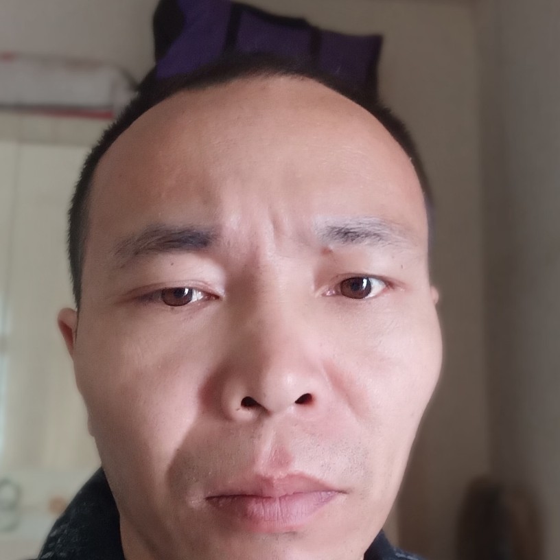 磬音方开心的照片