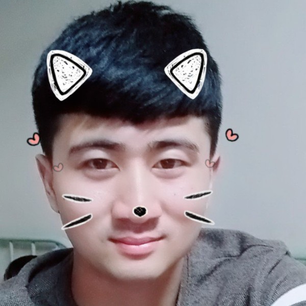 错落路人的照片