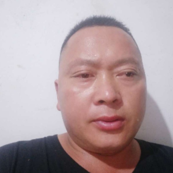 情动黑夜的照片