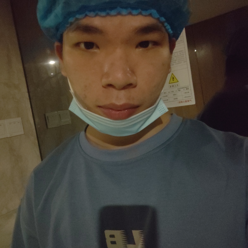 Yang的照片