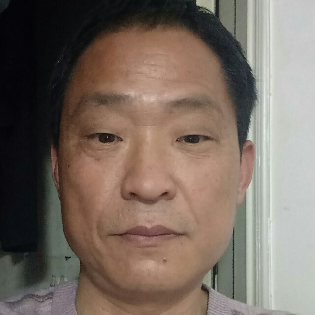 魏易的照片