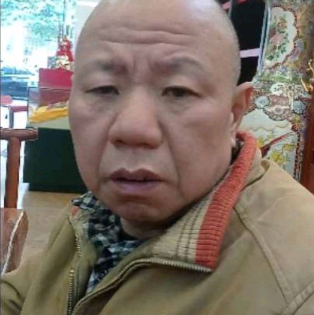御姐漫步活泼的照片