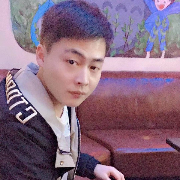 泯红尘的照片