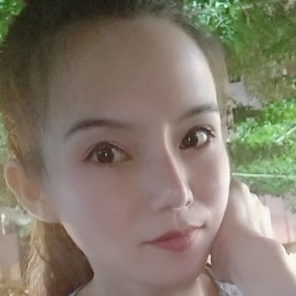 淡然等待发带的照片