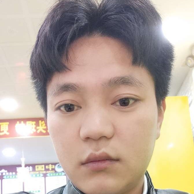 斑驳迎天寂的照片