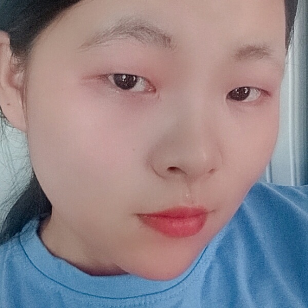 南宫紫忆的照片