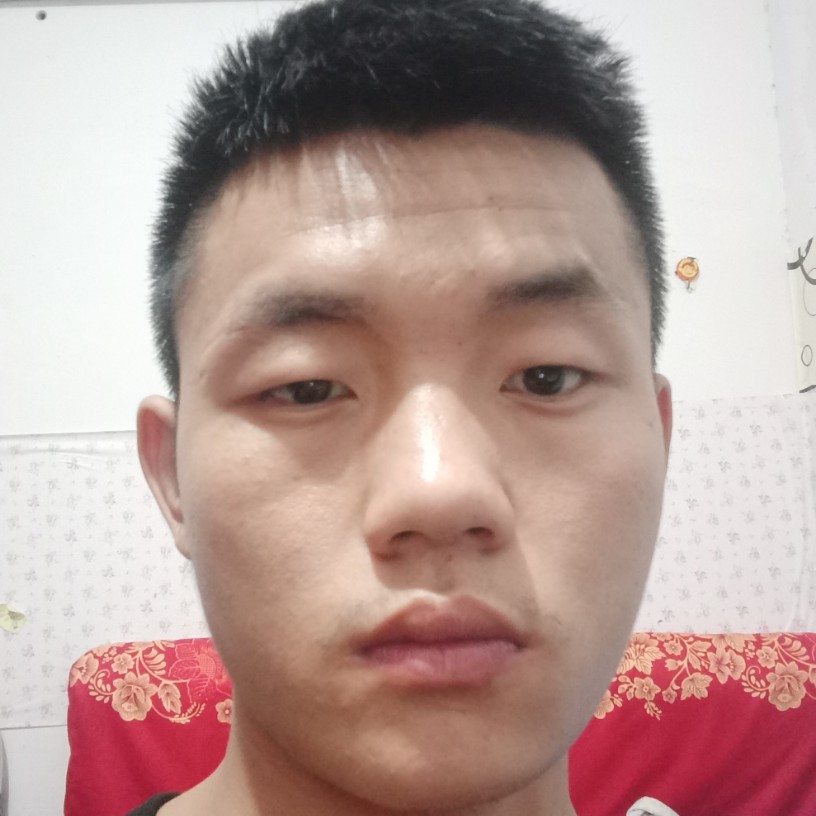 浅陌向热心的照片