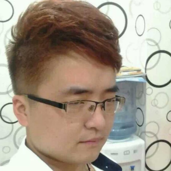 时春涛的照片