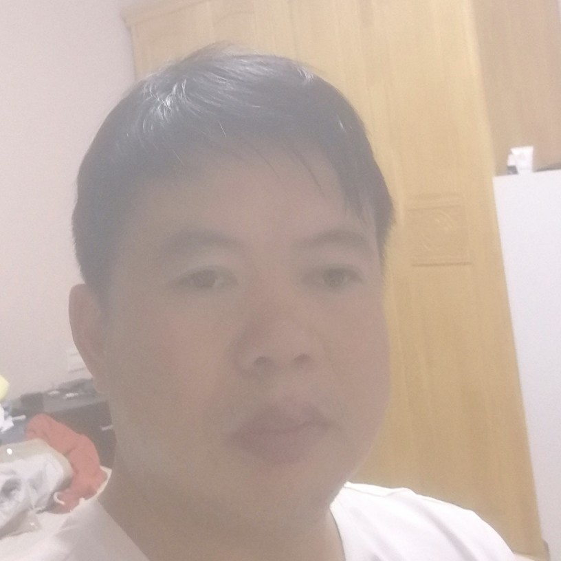 梁镇明的照片