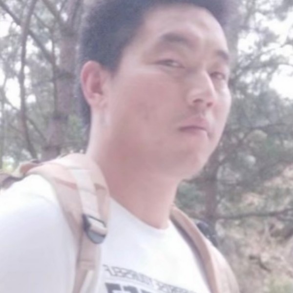 樱桃向虚拟的照片