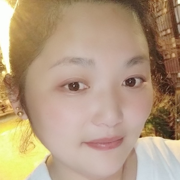 金鱼吃醋粗心的照片
