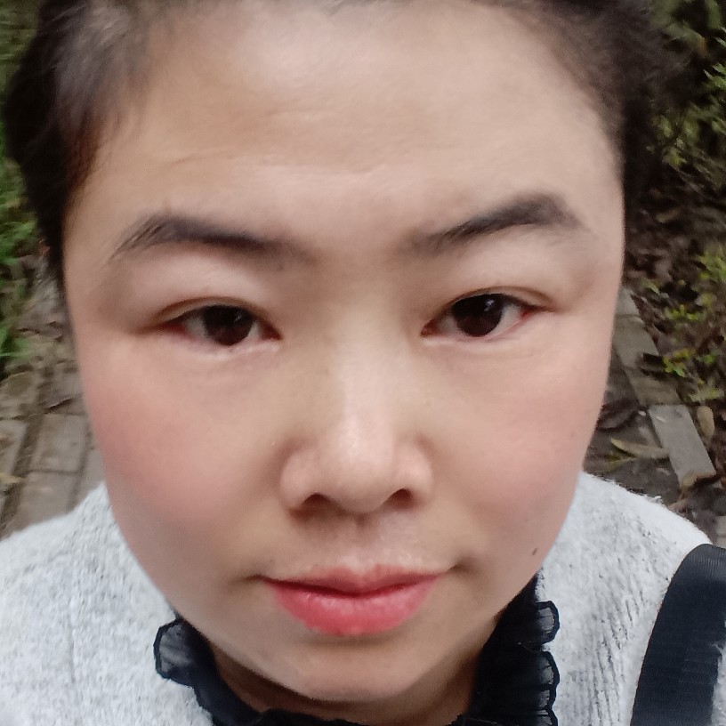 淡淡的伤微微的笑的照片