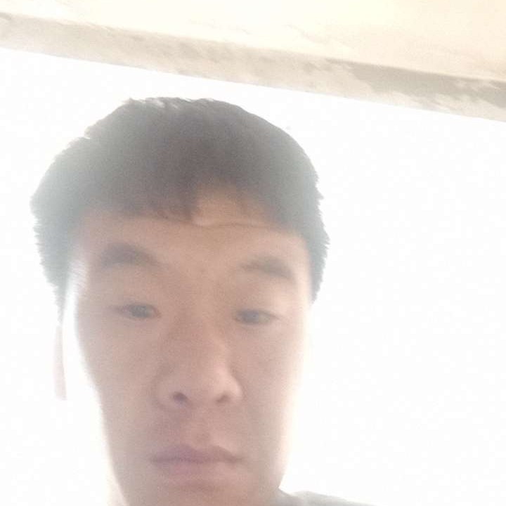 瘦瘦笑飞机的照片