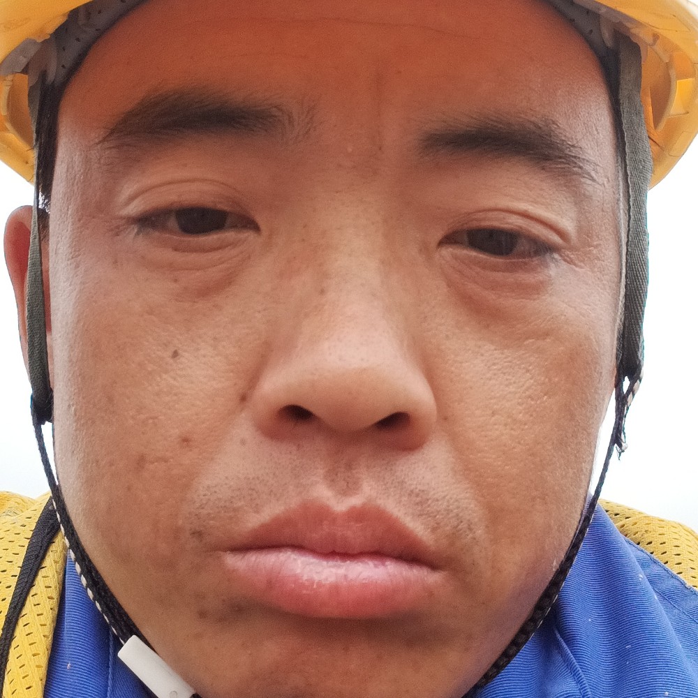 高挑迎鱼的照片