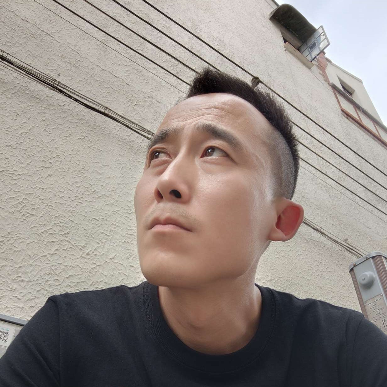 初见蓝天的照片