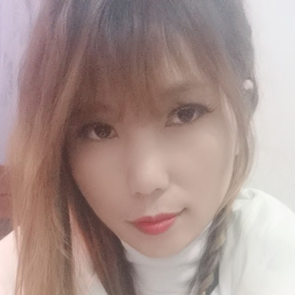 周菲菲的照片