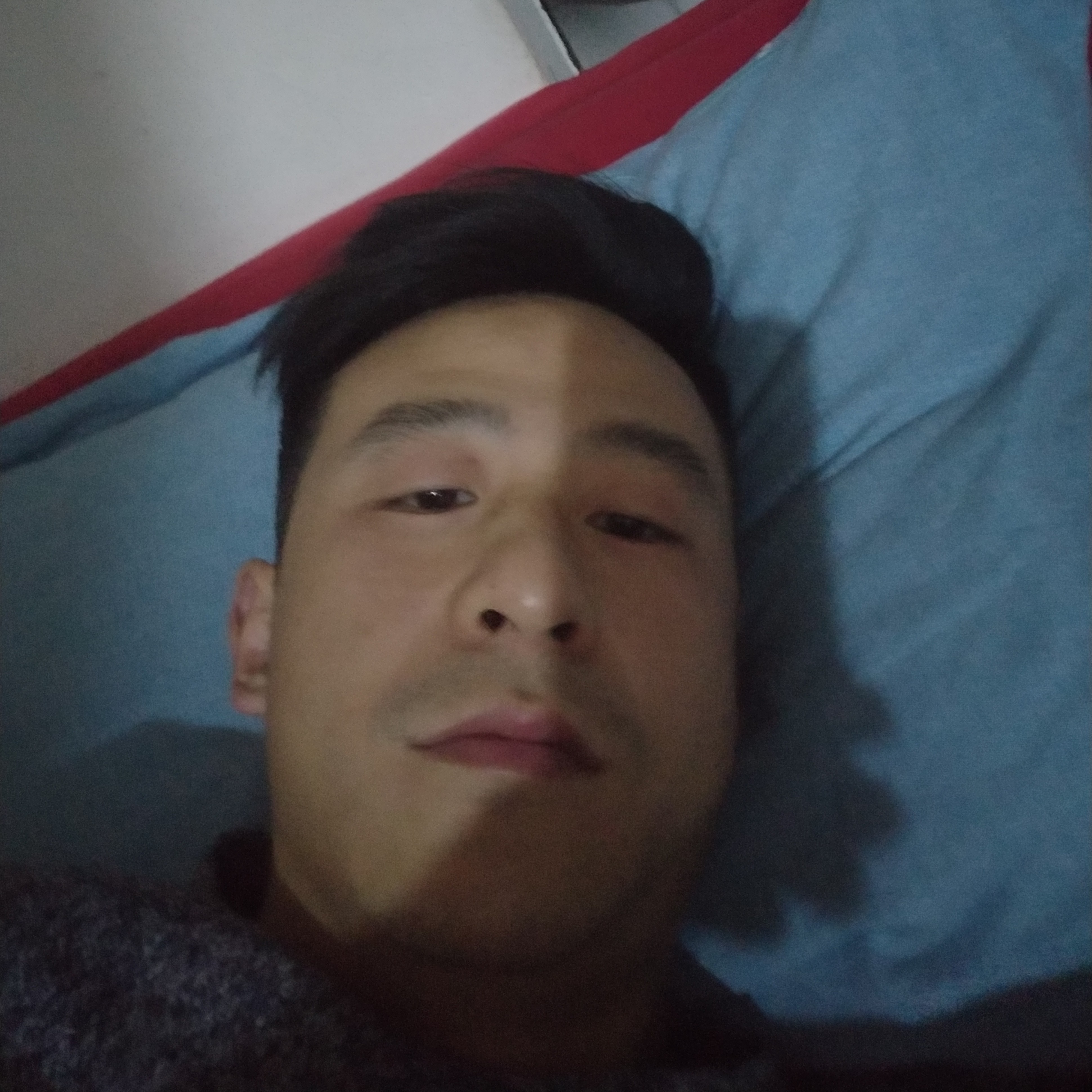动人回眸棒球的照片