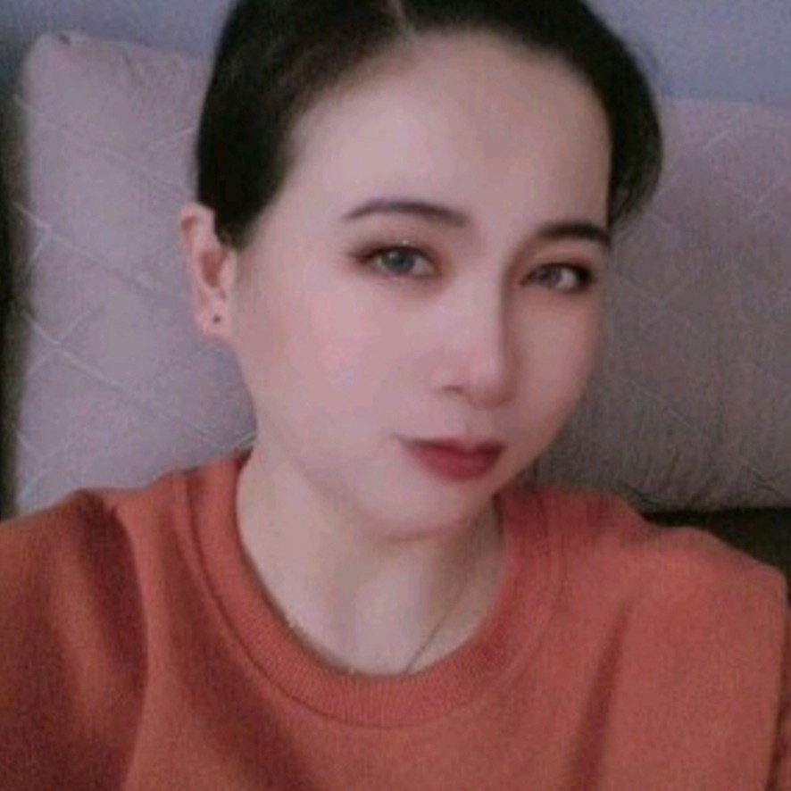 服饰方朴实的照片