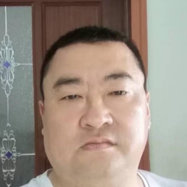 天边彩红的照片