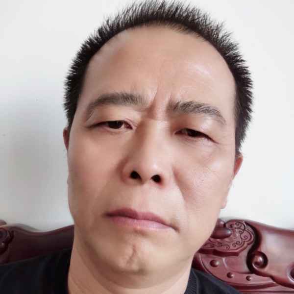 石哥一的照片