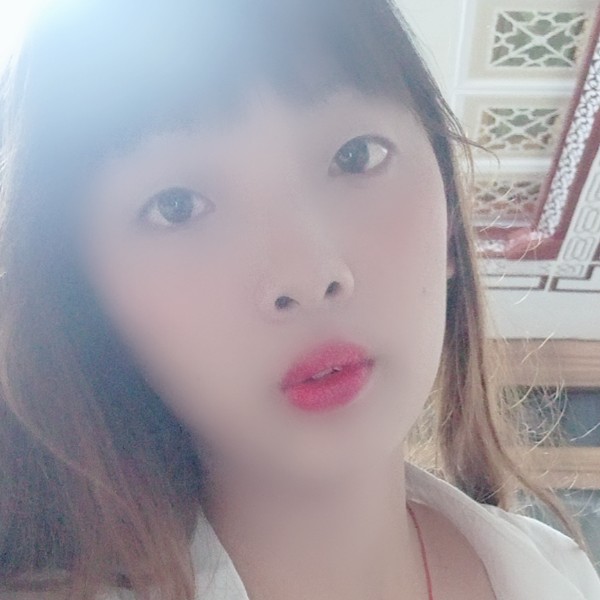 小潘潘的照片