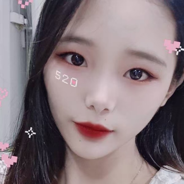 优美踢冷月的照片