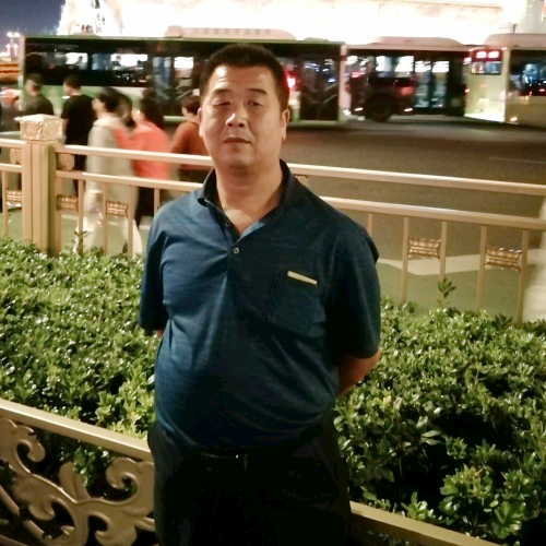 上海漂泊者的照片
