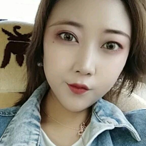 难过方保温杯的照片