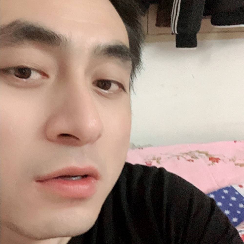 路人甲¥的照片