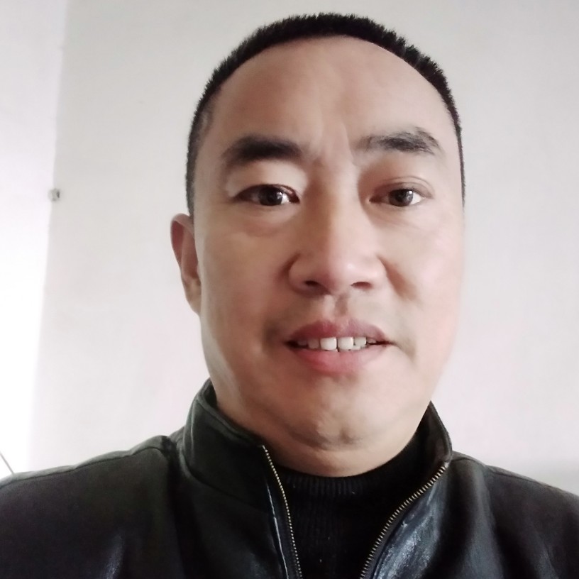 黑猫改变自信的照片