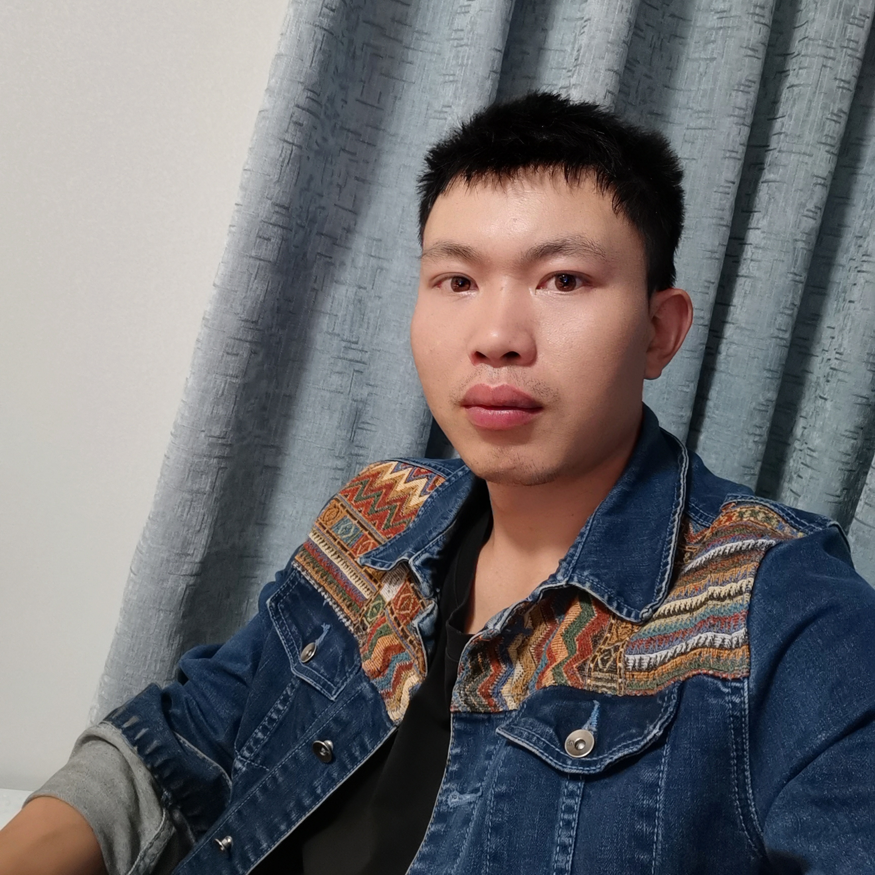 云朵深拥奋斗的照片