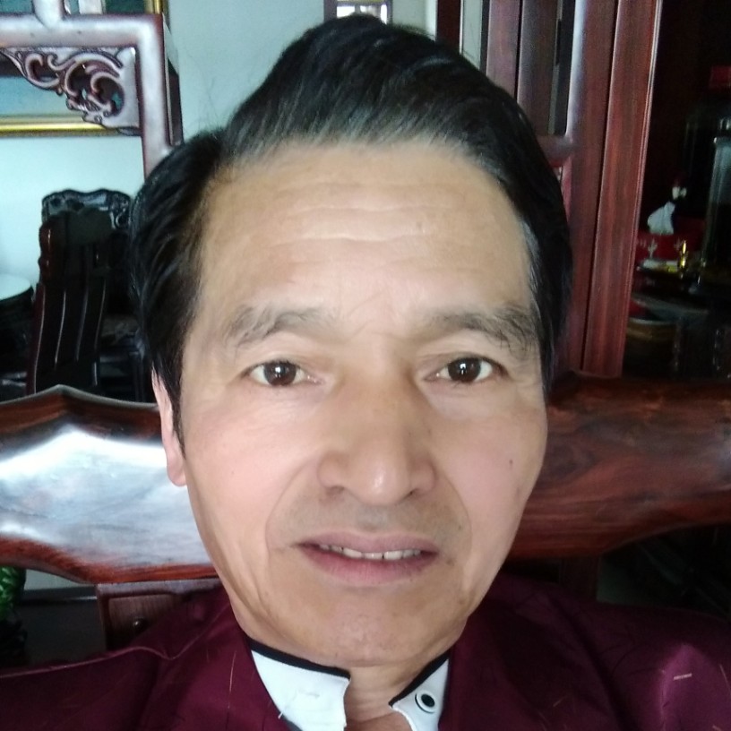 过时大帅哥的照片