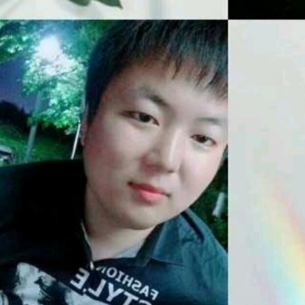 小鸽子浅唱的照片
