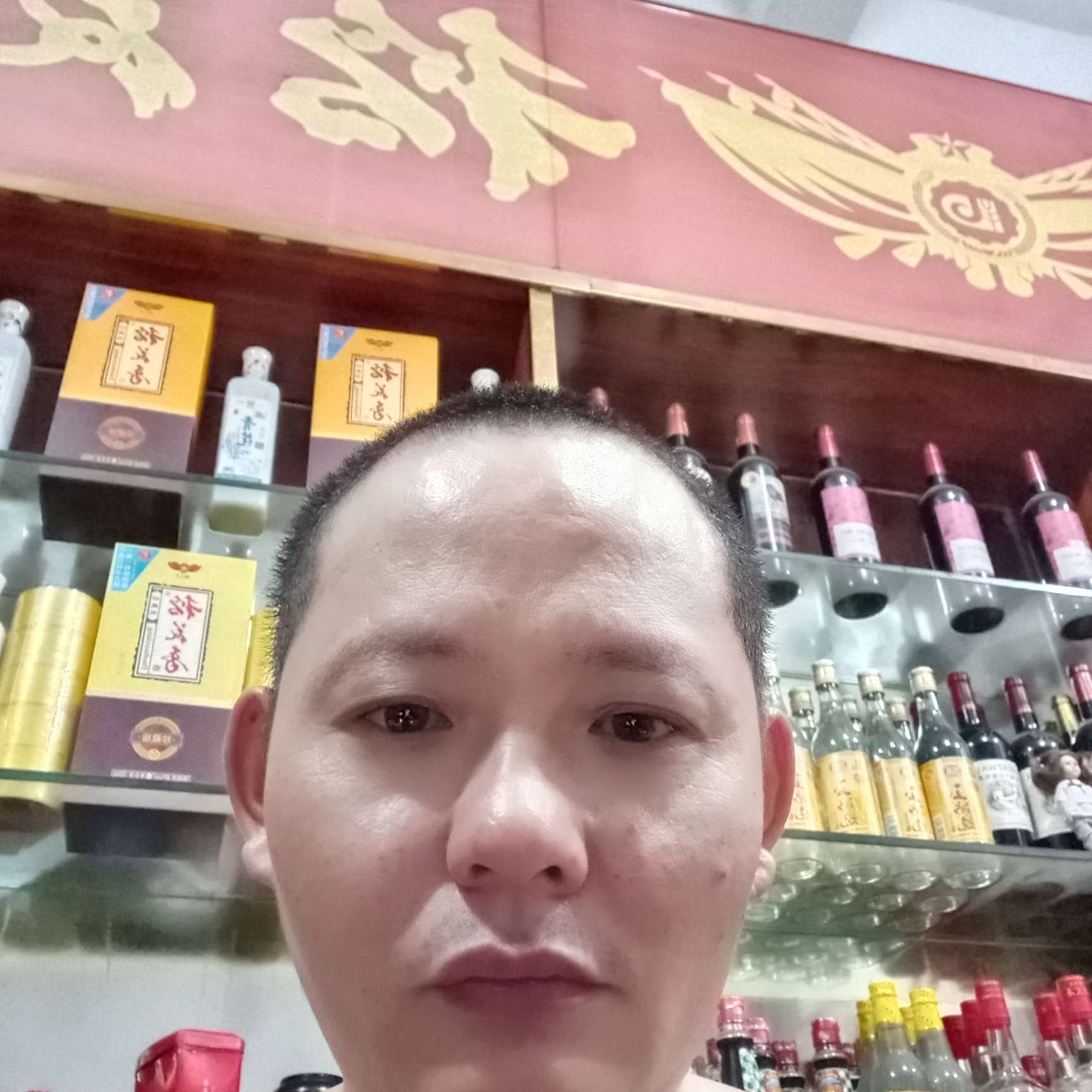 冷静倾心烤鸡的照片