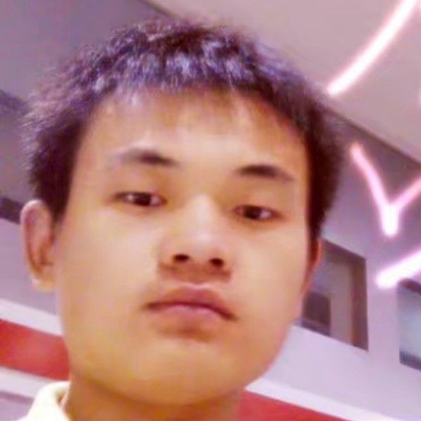 尊云包容的照片