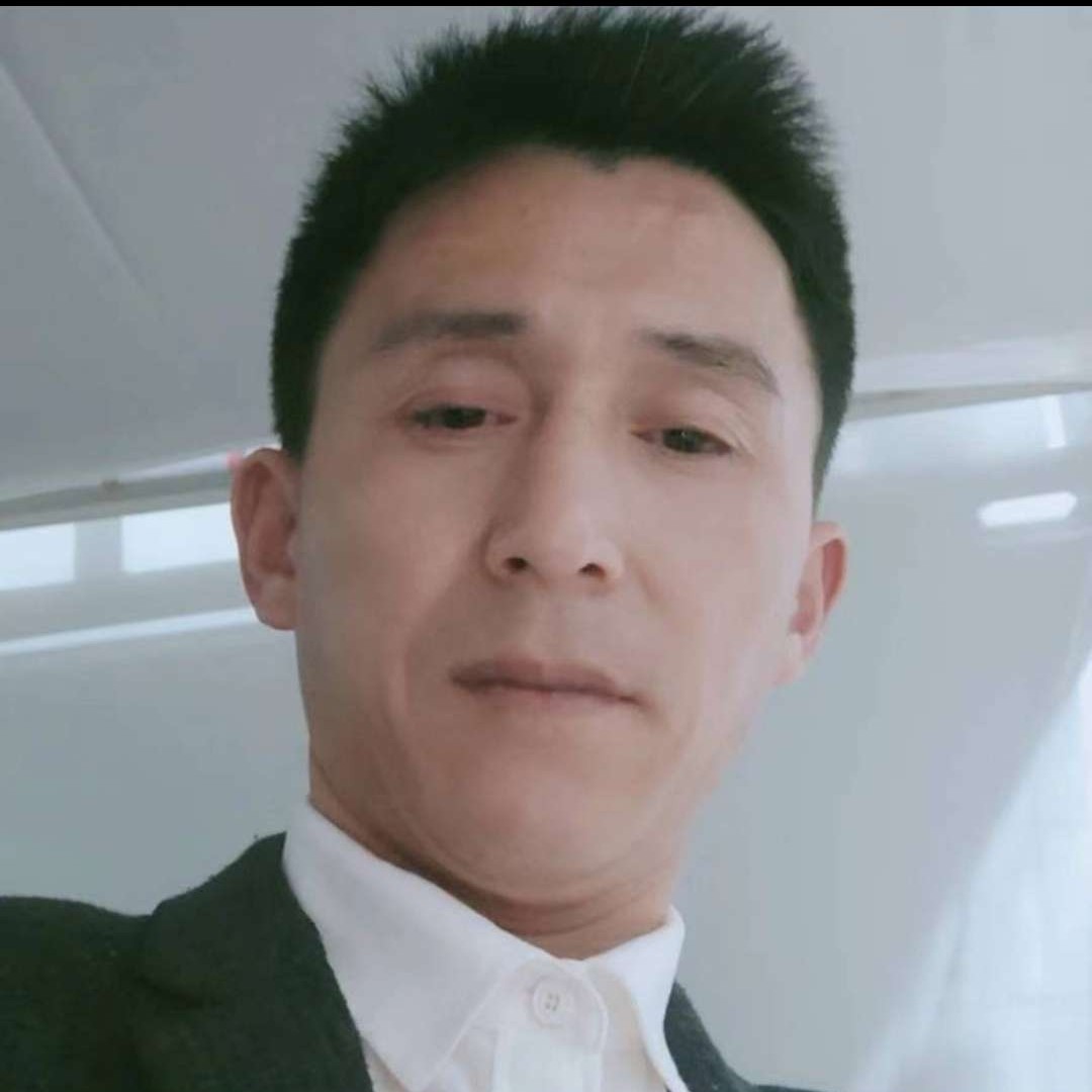 缥缈多么绿草的照片