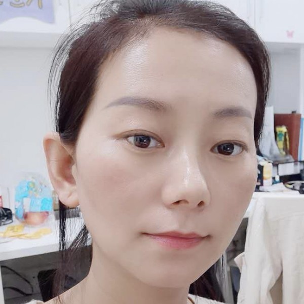 艾红的照片