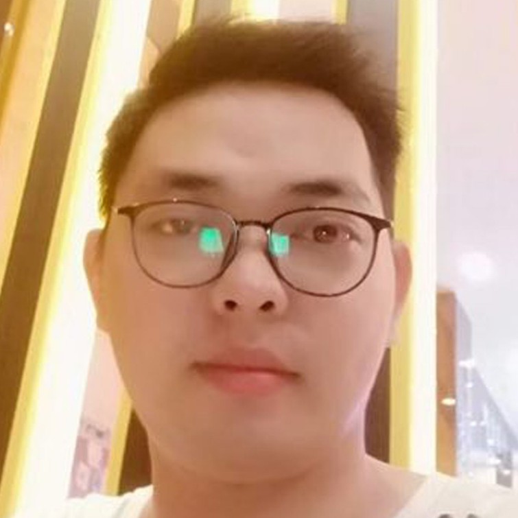 翩飞热狗的照片