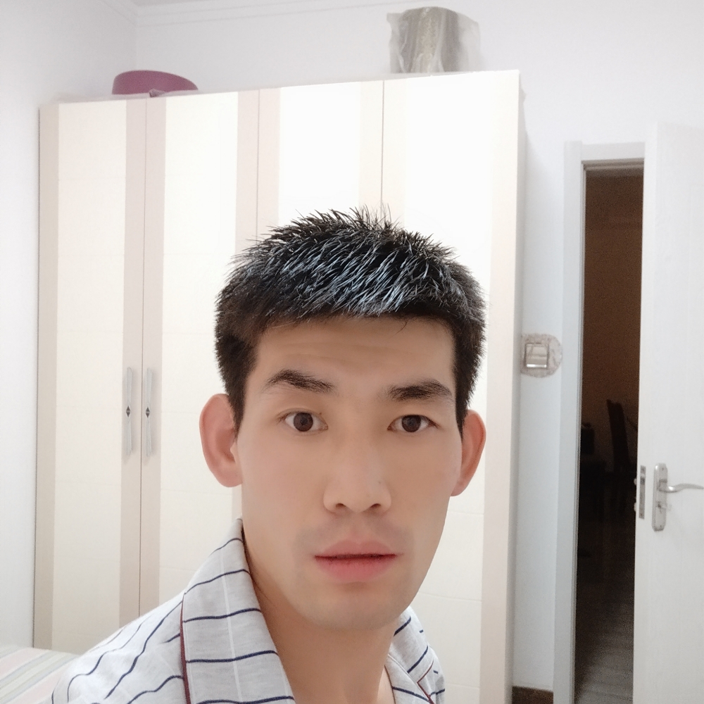 打不是的小强的照片