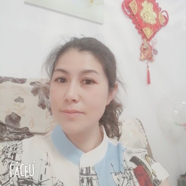 月光皎洁的照片