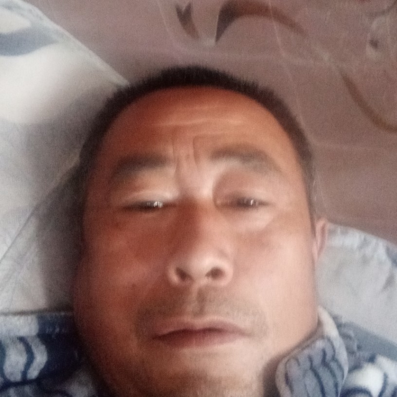 水池迎淡然的照片