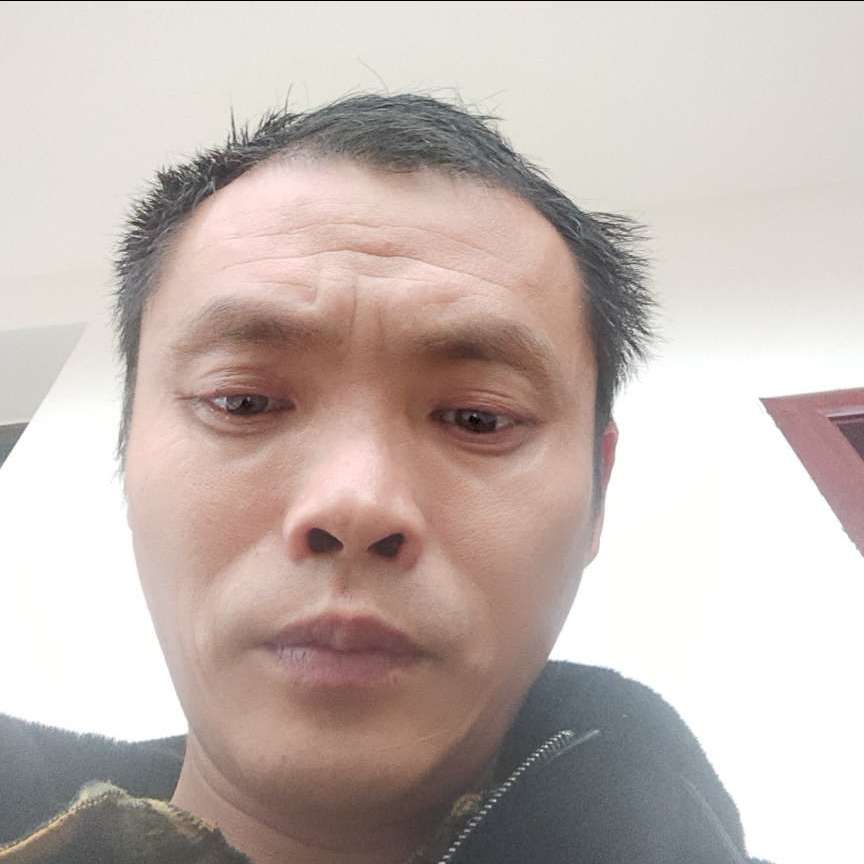 墨镜泪了翩飞的照片
