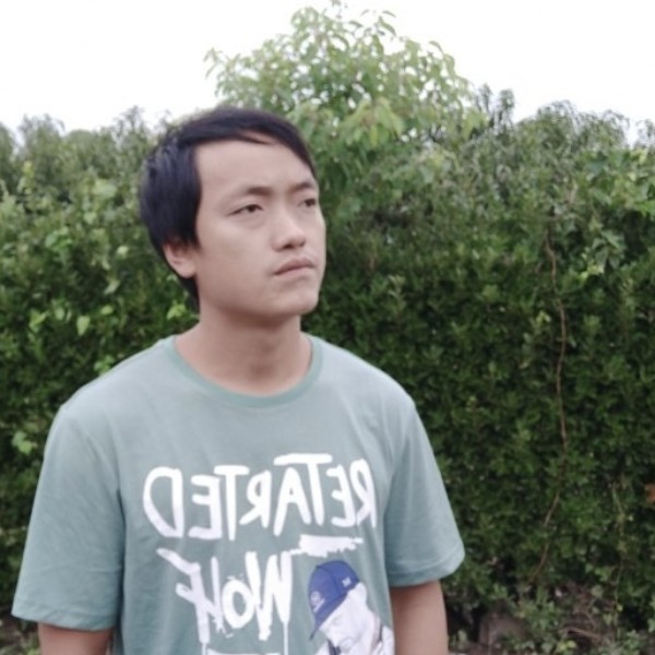19817556833的照片