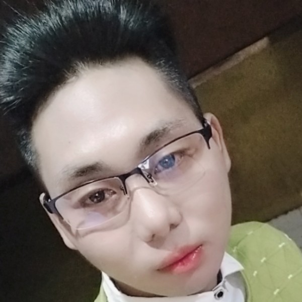 张天娇的照片