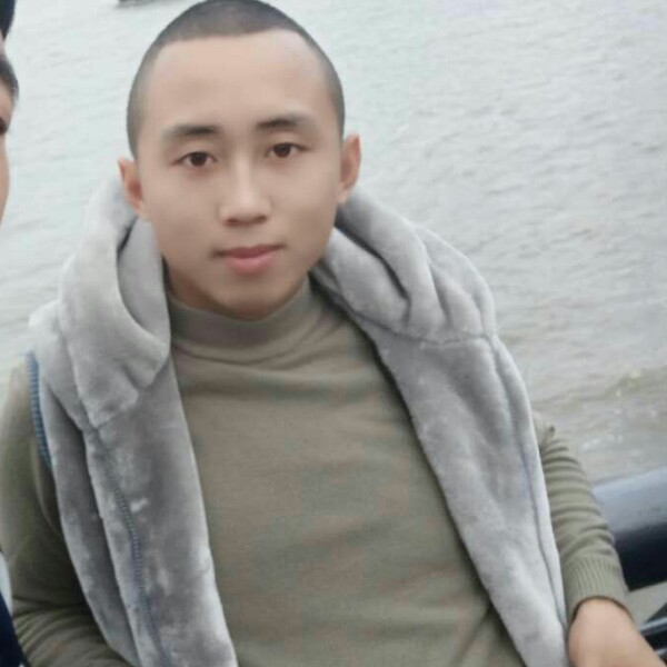 动听眼神的照片