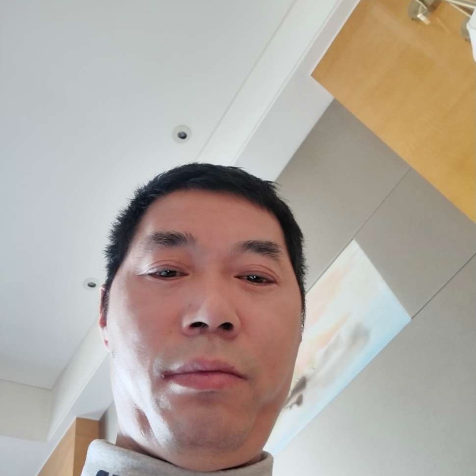 汽车有瘦瘦的照片