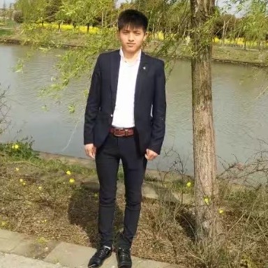 红玫瑰泪了单身的照片