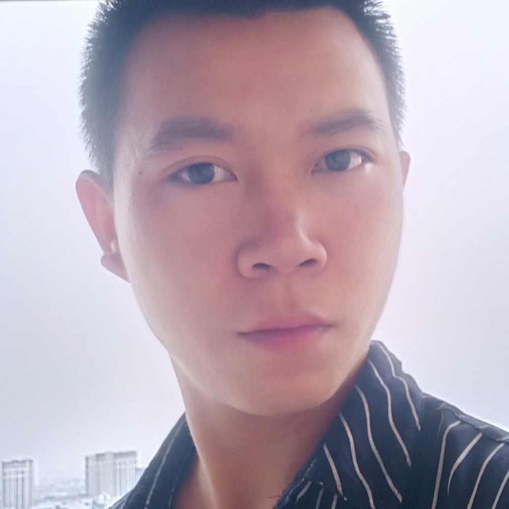 羽毛苦恋内向的照片