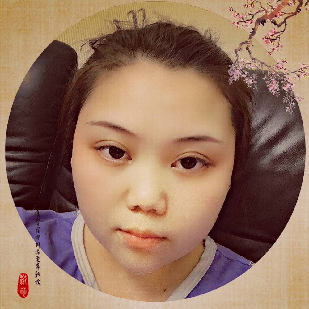 八九寻十的照片