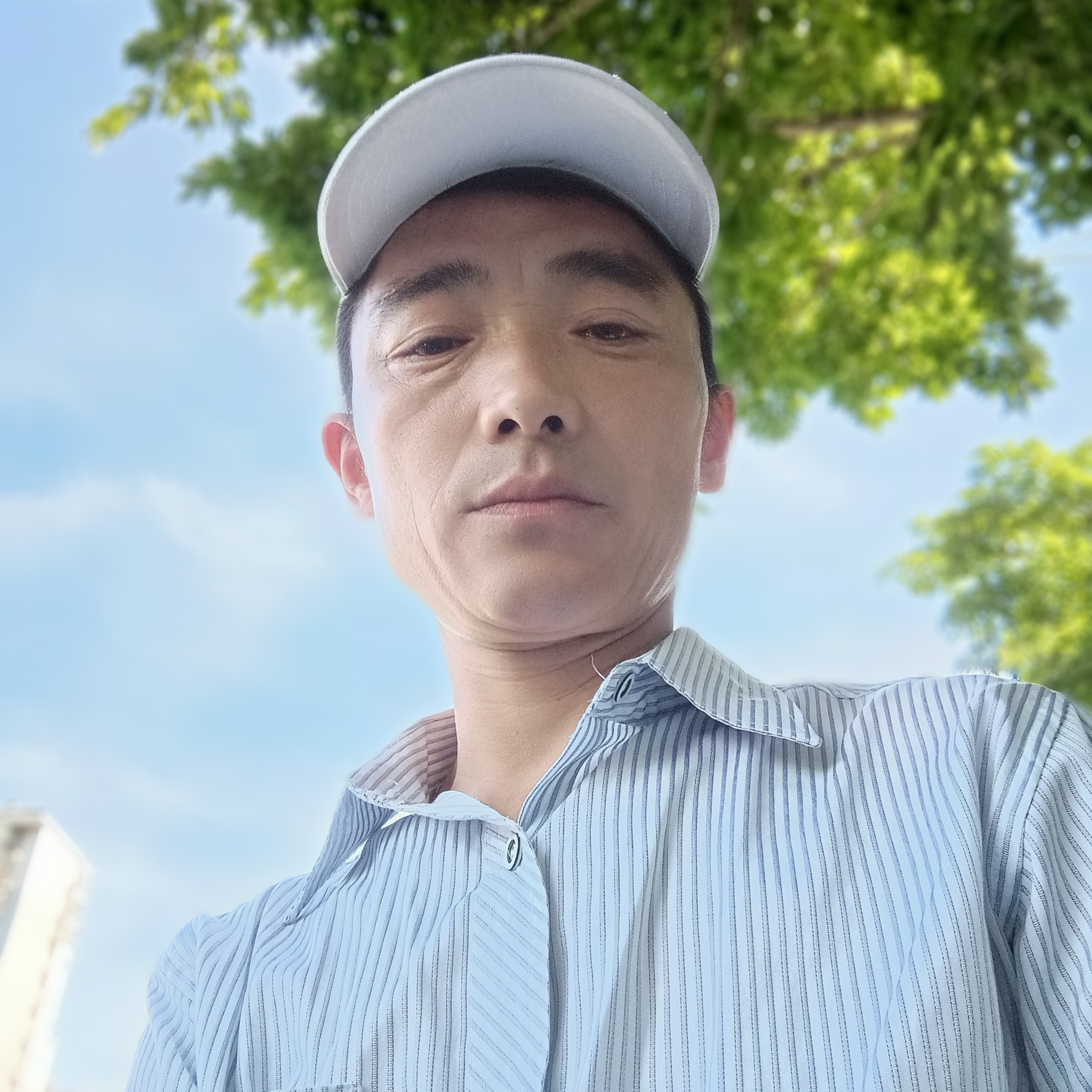朋友改变怕孤单的照片